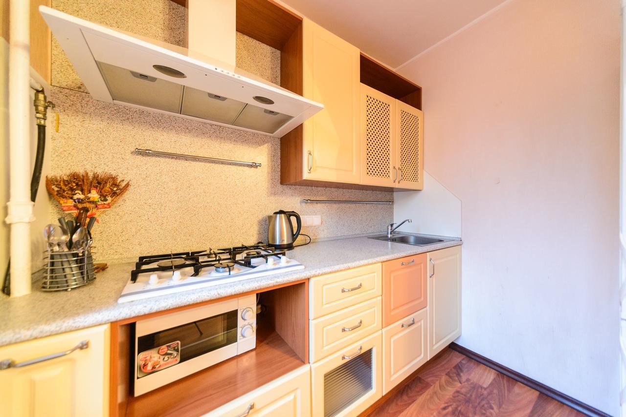 Apartment On Hryhoriia Chuprynky Kiew Exterior foto