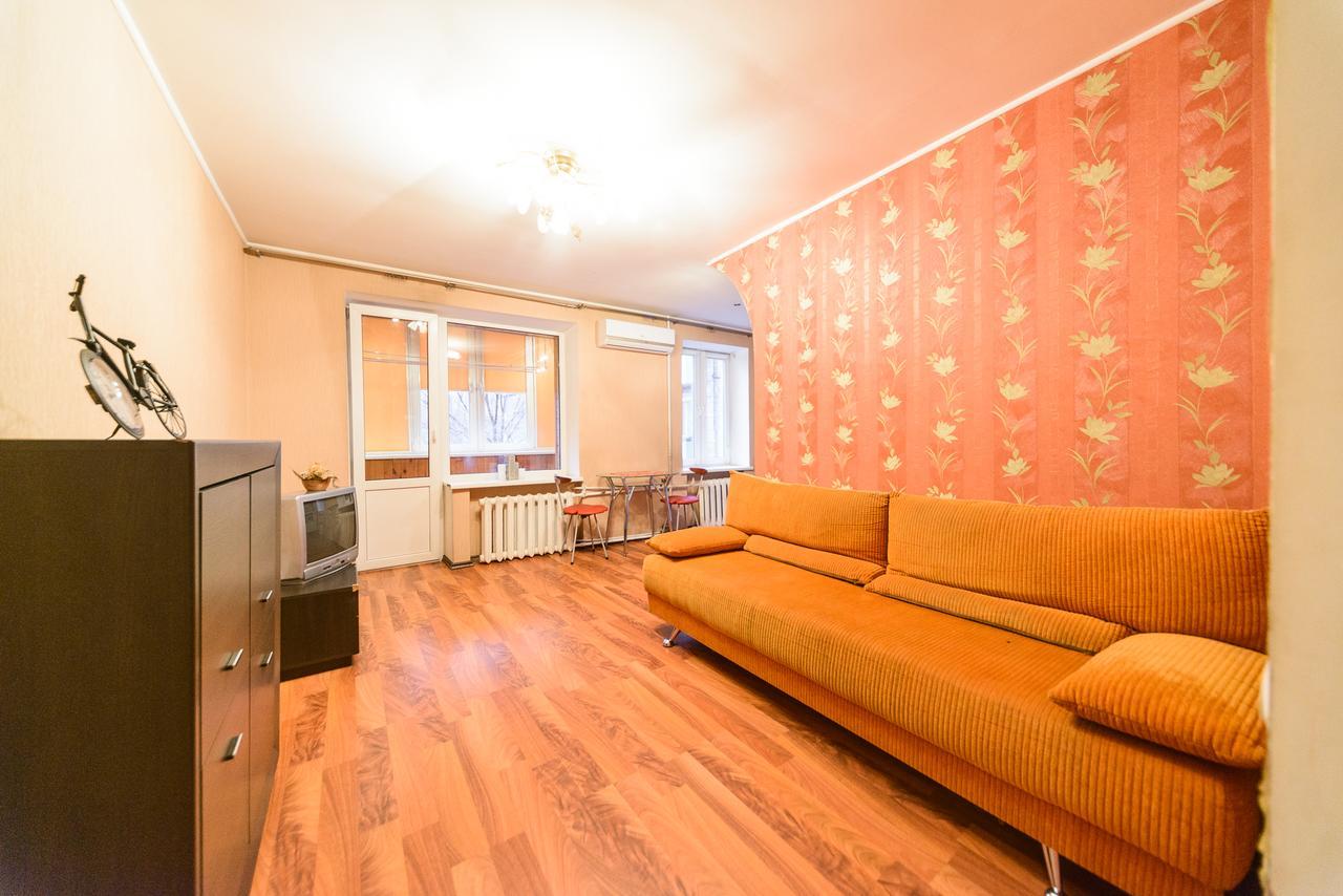 Apartment On Hryhoriia Chuprynky Kiew Exterior foto